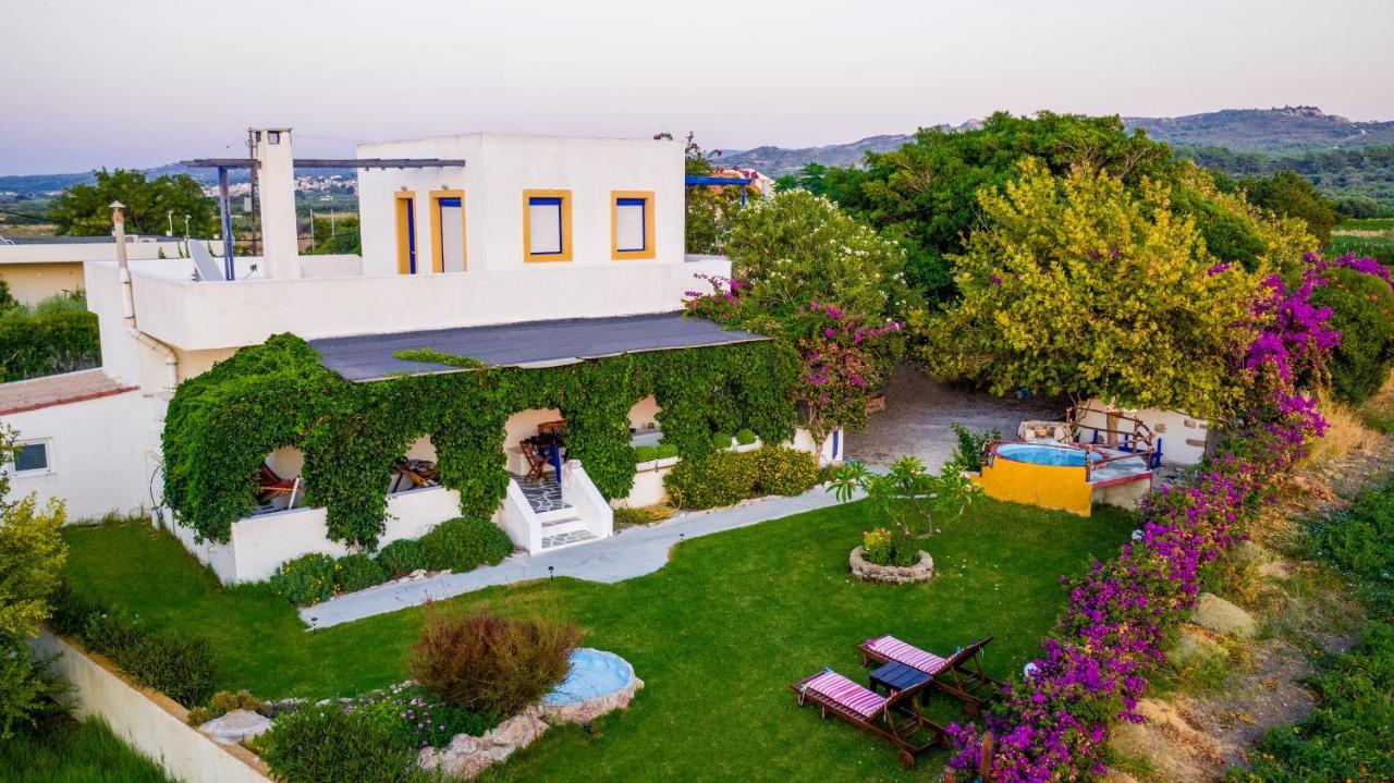 Villa Marqua Kalavárda Extérieur photo